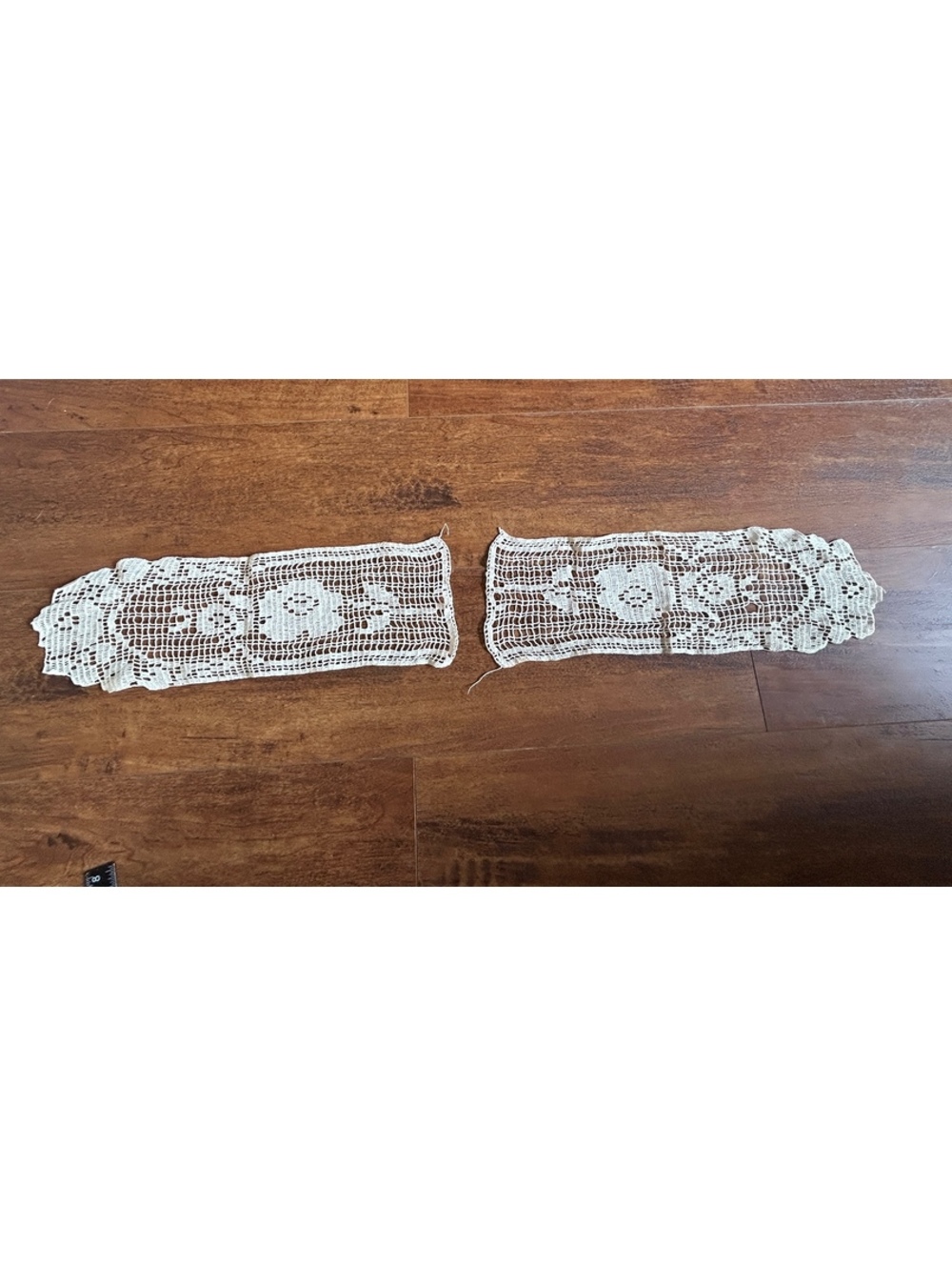 Vintage Handmade Crochet Lace Doilies Pair